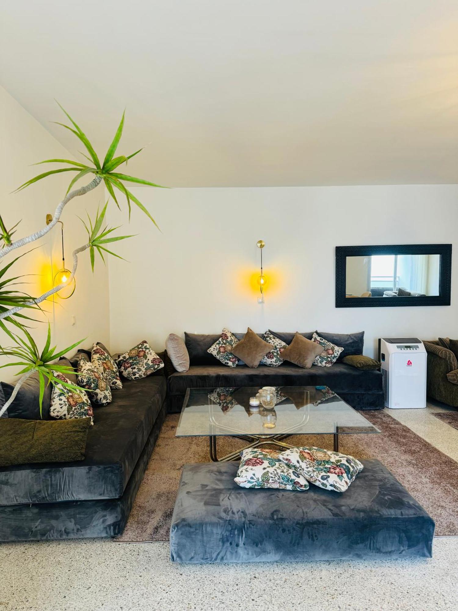 Appartement Spacieux - Bd Anfa Casablanca Eksteriør billede